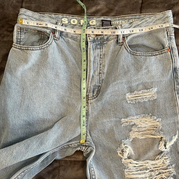 S.O.N.G. Street Jeans Size 11/30 Distressed Wide Leg Light Wash Blue Button Fly - Picture 11 of 13
